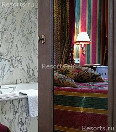 Hotel Chambiges Elysees 15